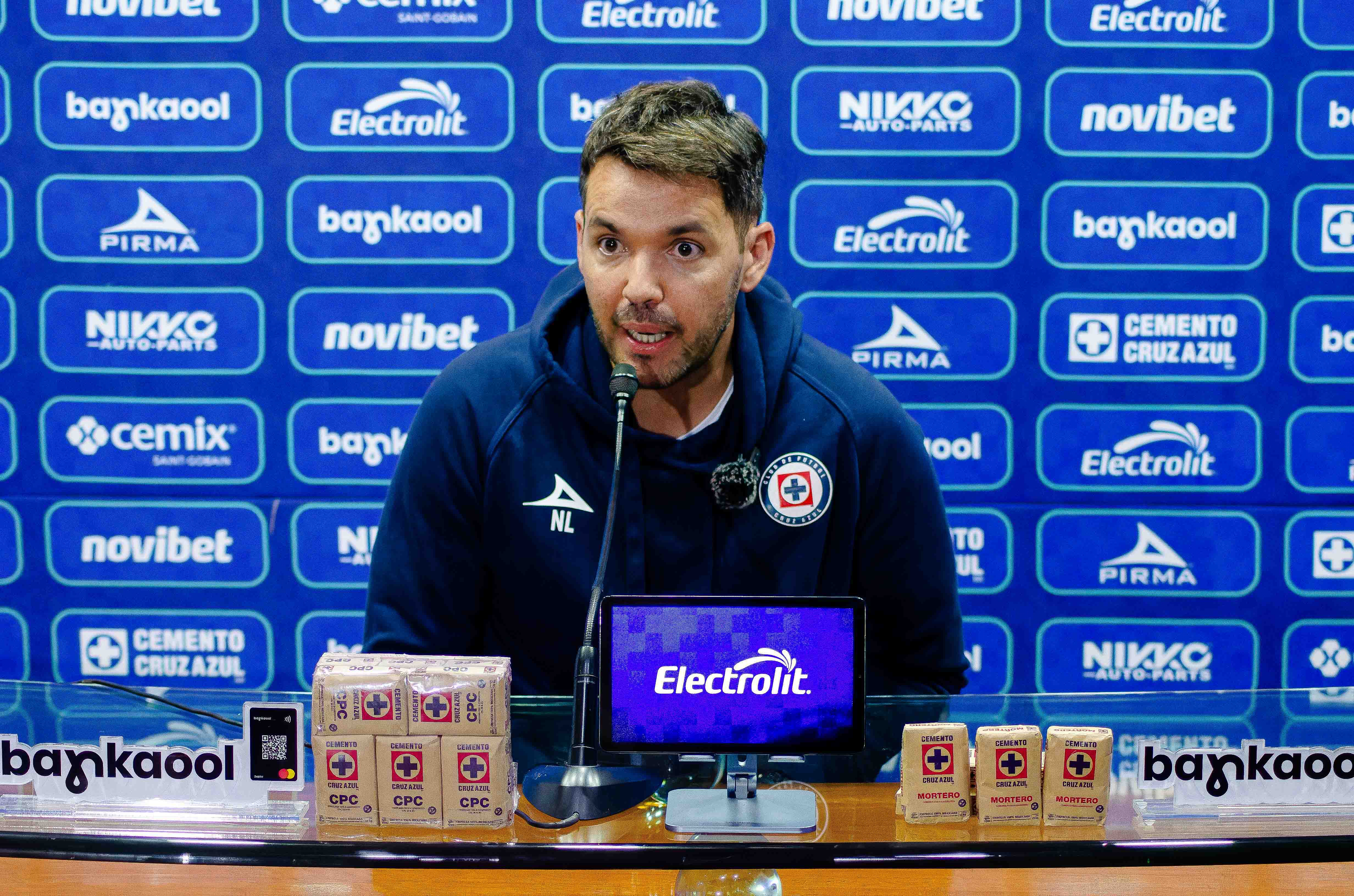Conferencia Nicolás Larcamón - Cruz Azul