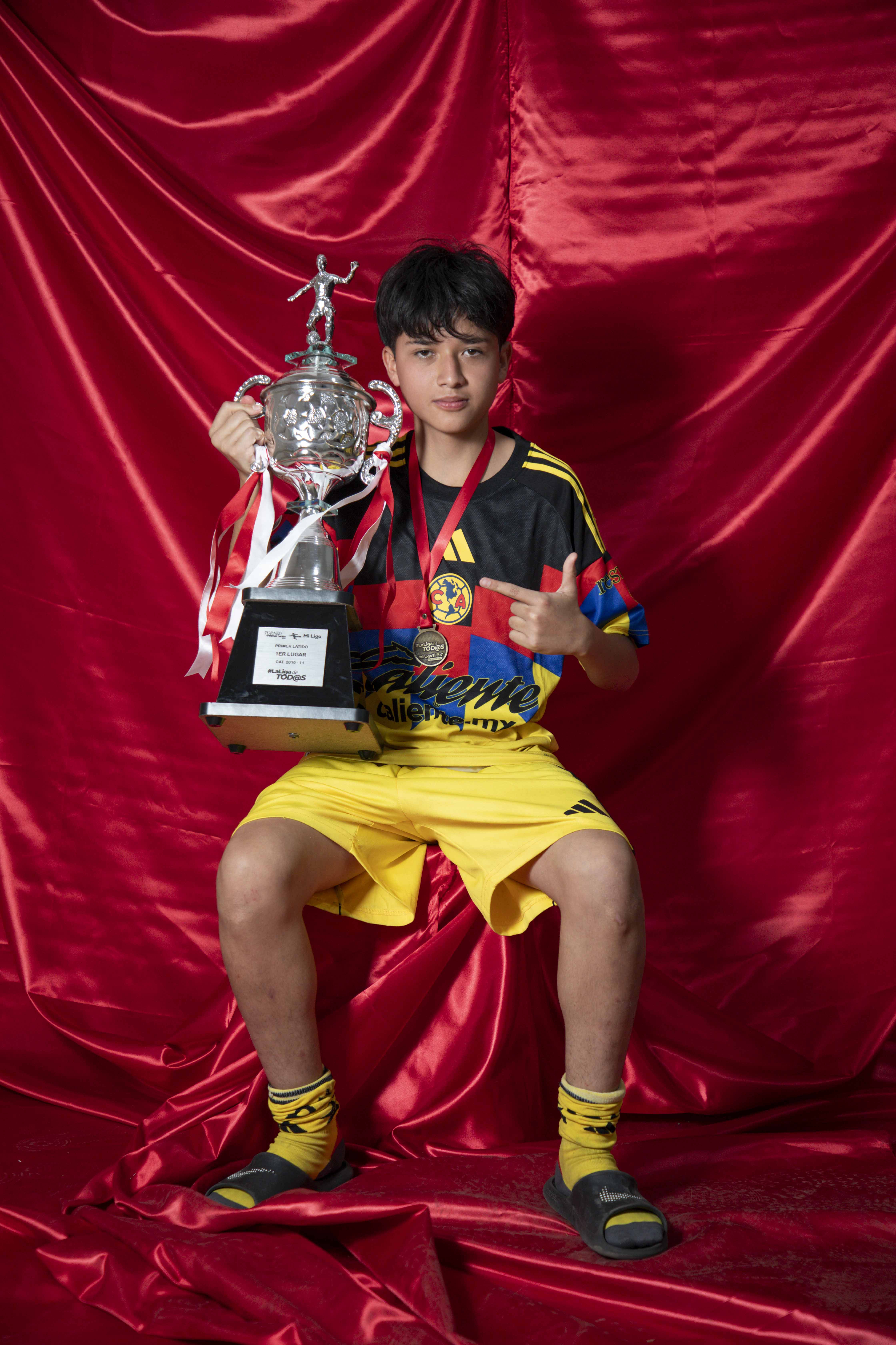 Academia Águilas Campeón 2010-11  - Primer Latido - Mi Liga