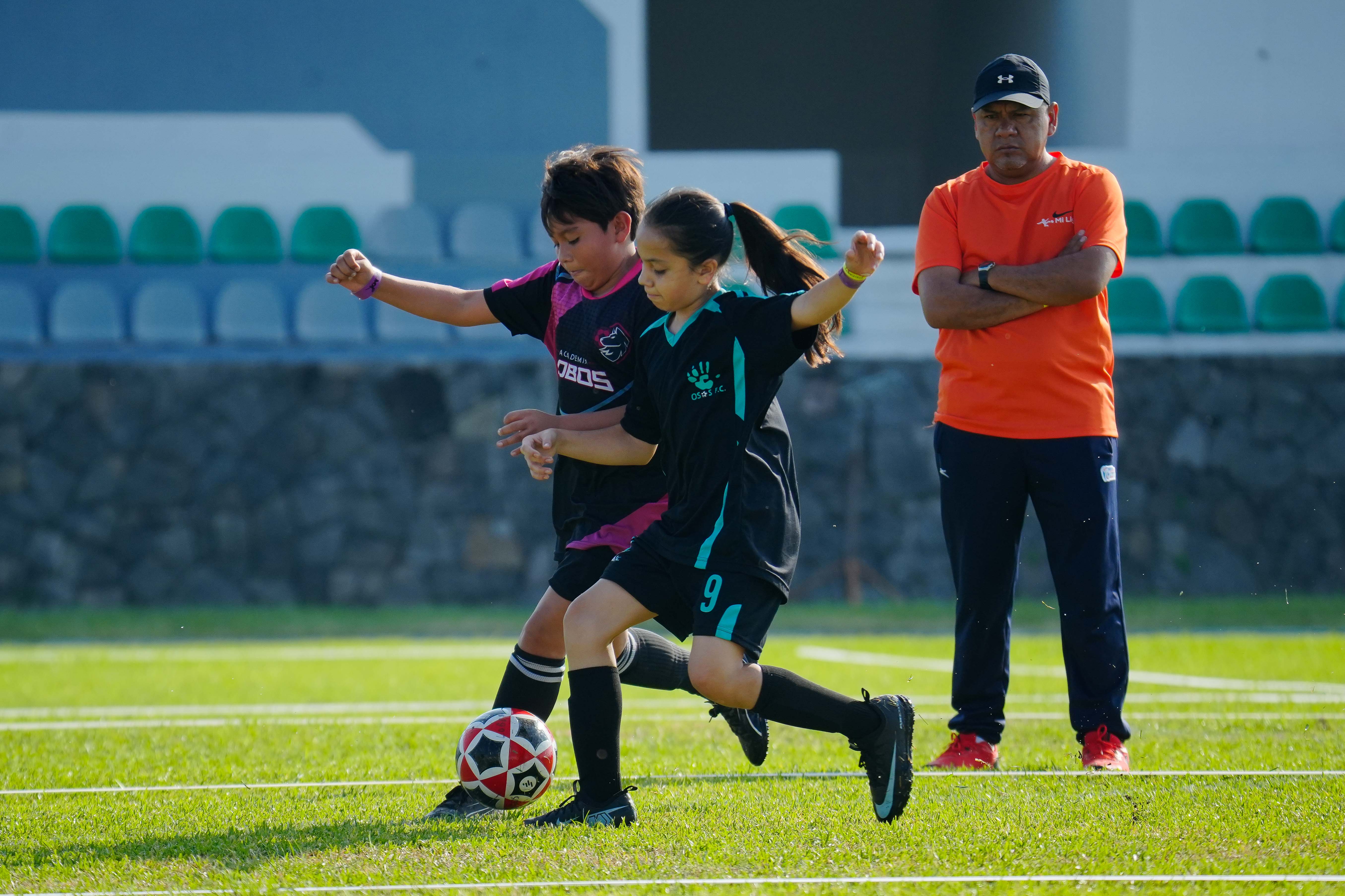 UR PL - Academia Lobos vs Osos F.C. / 2014-15