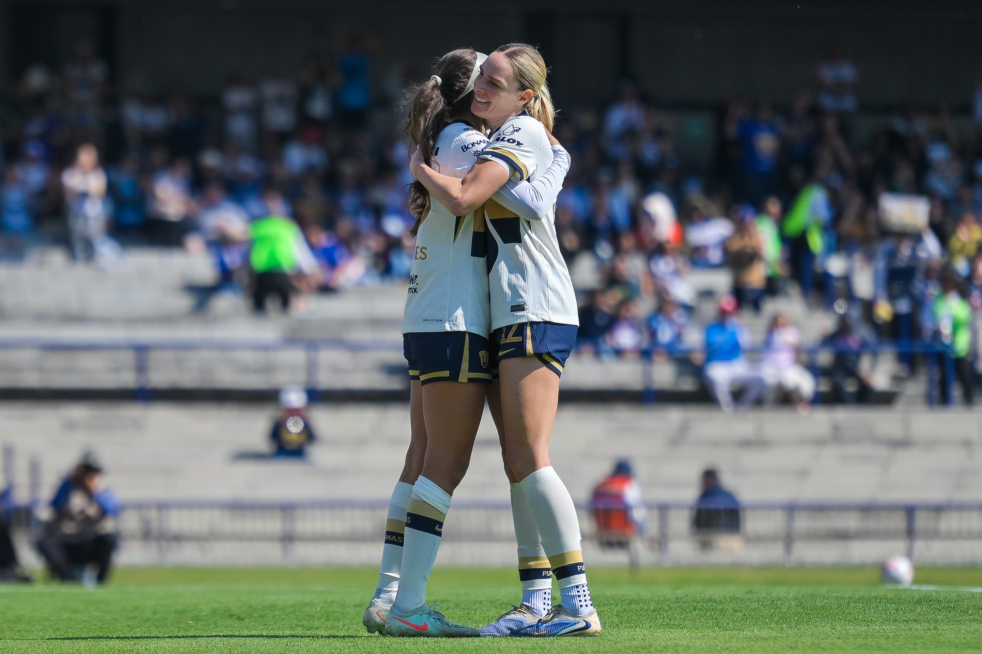 J1F CL26 - Pumas 4-1 Querétaro