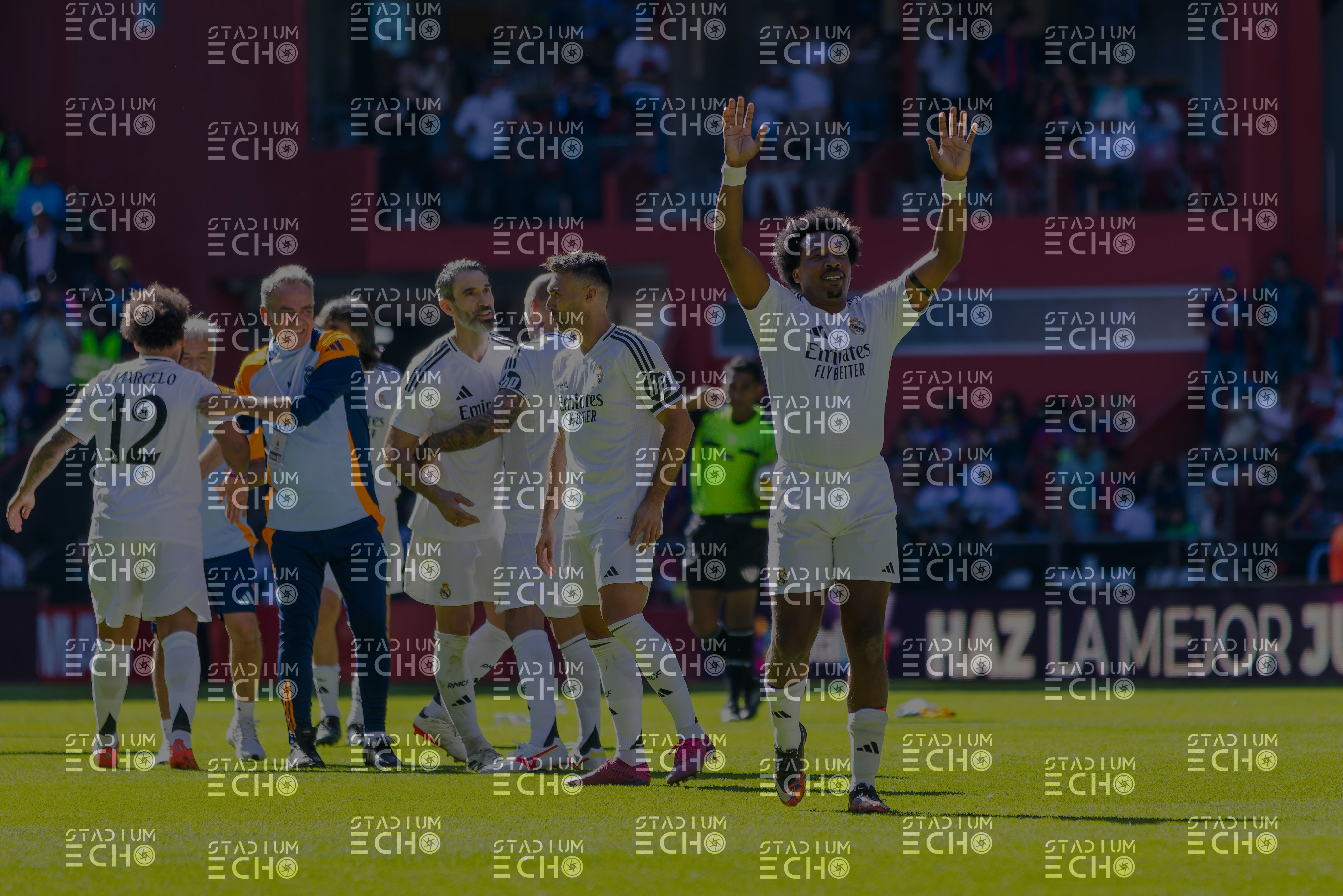 Real Madrid Leyendas vs Barca Legends -  .. - 20250413-163.jpg