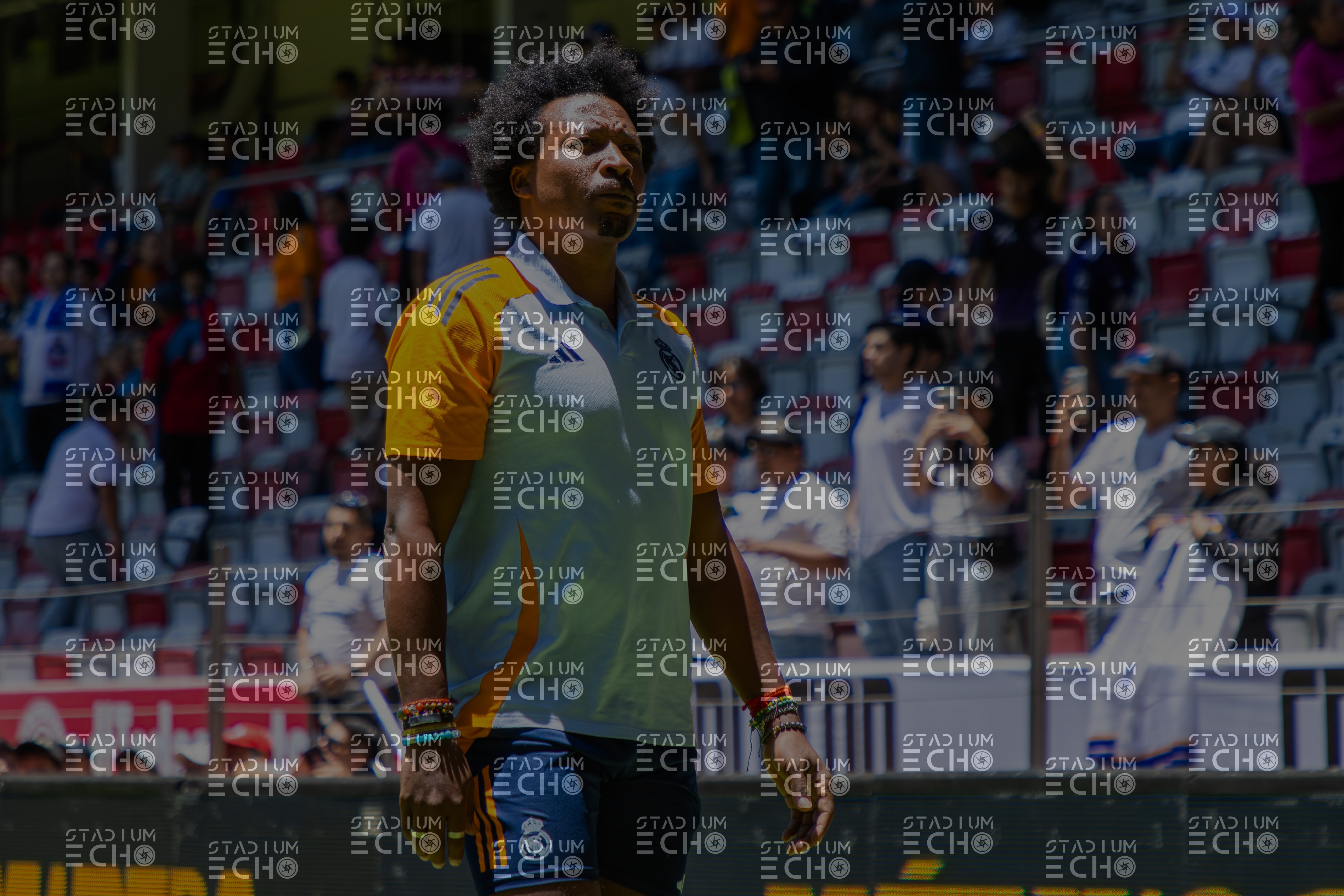 Real Madrid Leyendas vs Barca Legends -  .. - 20250413-015.jpg