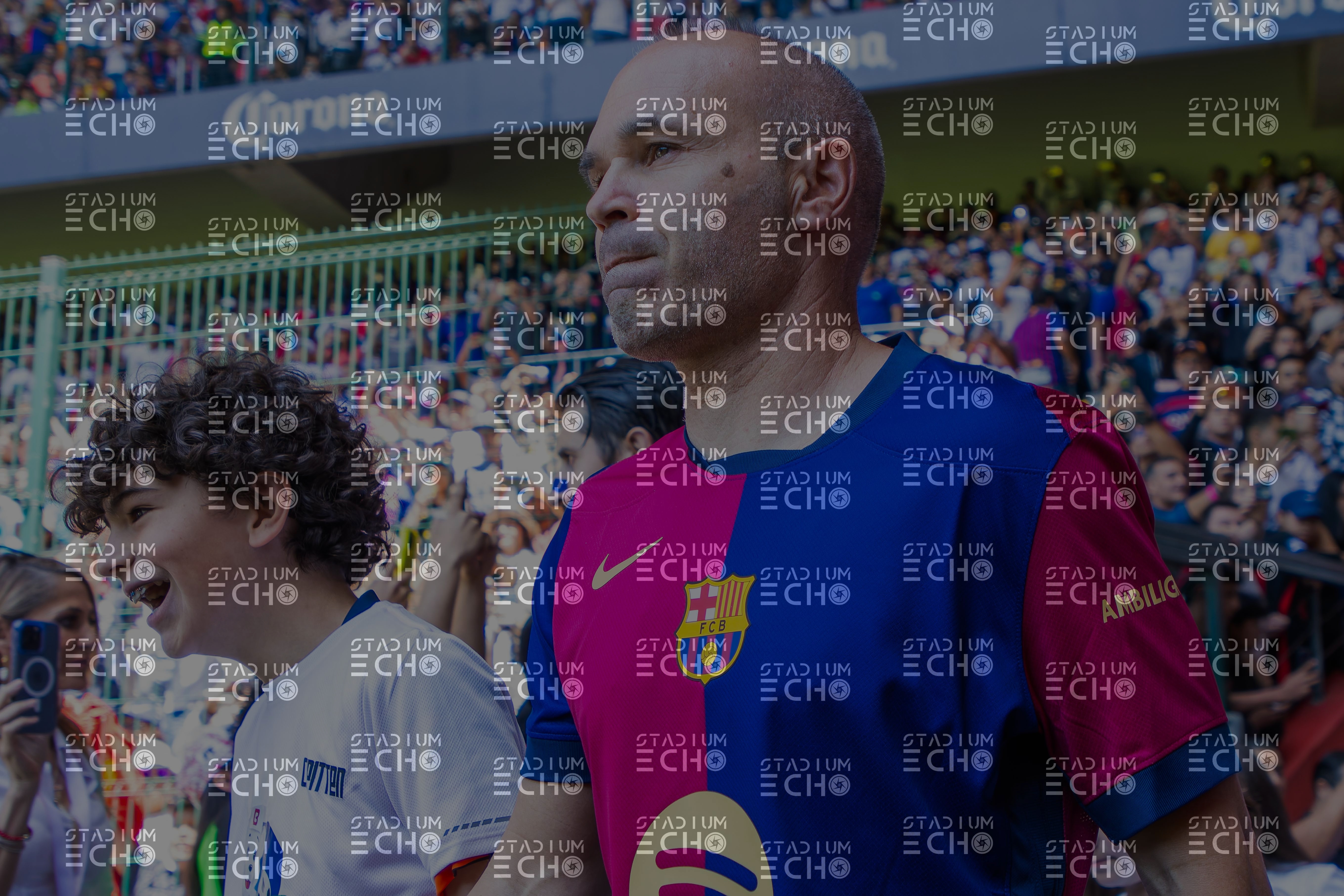 Real Madrid Leyendas vs Barca Legends -  .. - 20250413-045.jpg
